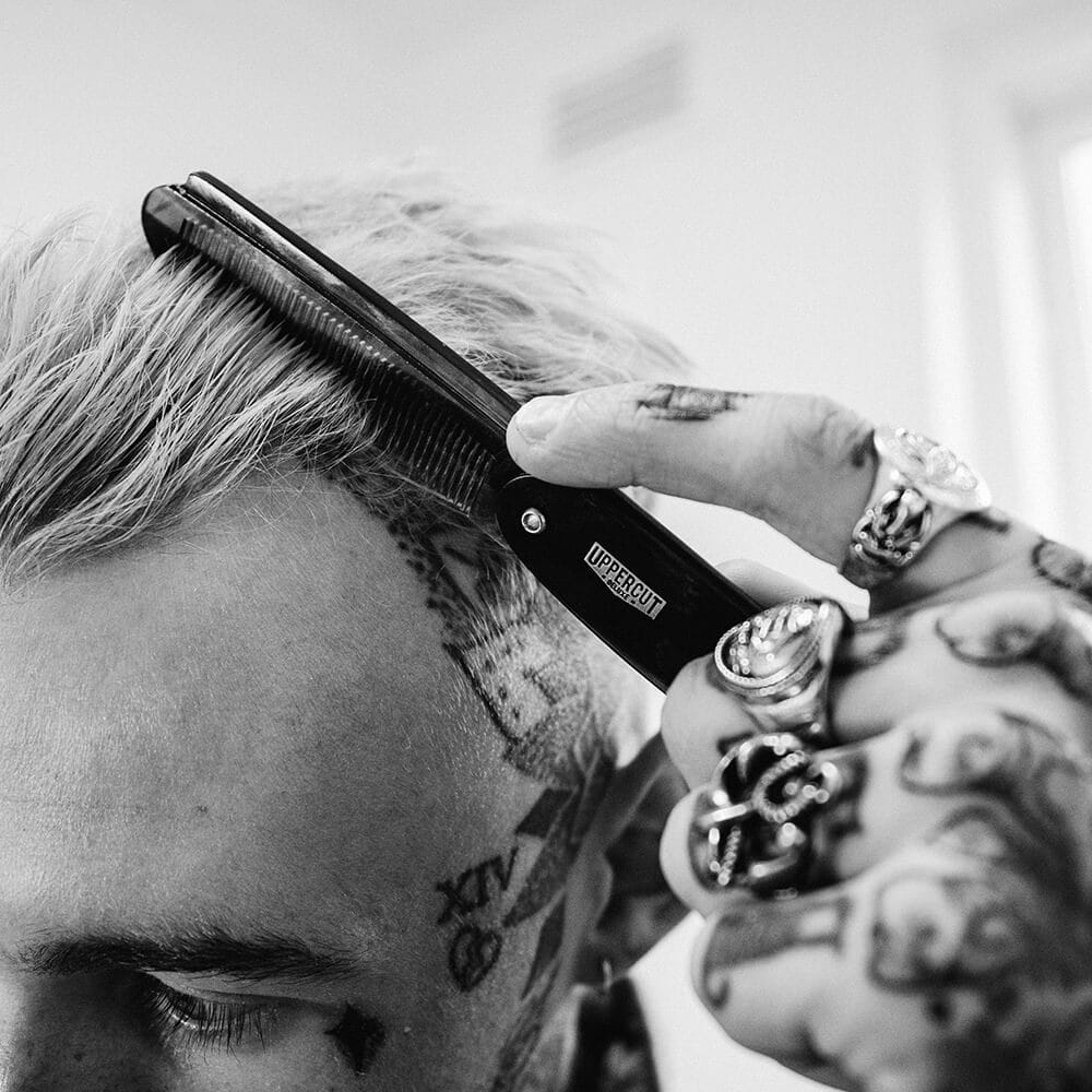 Uppercut Deluxe Flip Comb CT7 Kamm - UPDCB0003 - Klappbarer Kamm für die Haare